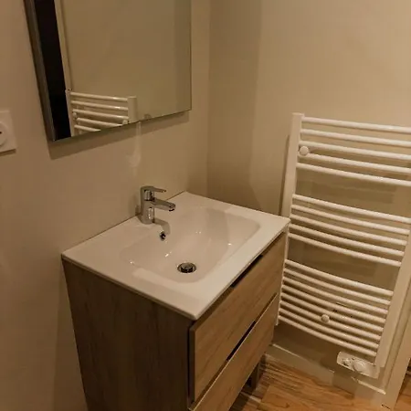Apartment Um - Charmants Equipe - Wifi Saint-Chamond
