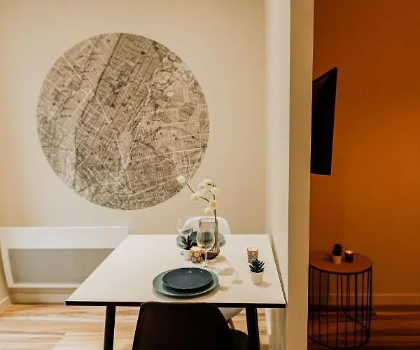 Апартаменты Um - Charmants Equipe - Wifi